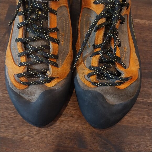 La Sportiva Climbing Shoes Mens 8.5 EU 41 Orange Yellow Black Suede Vibram Sedge main image 4